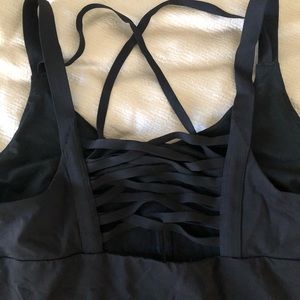 LULULEMON TOP SIZE 8